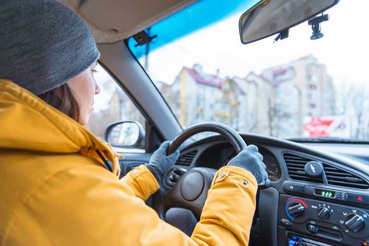 Как правильно водить машину зимой: 10 вопросов преподавателю автошколы