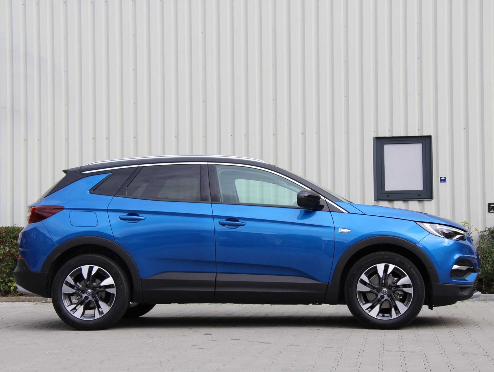 Тест-драйв opel grandland x: твердый хорошист - журнал движок.