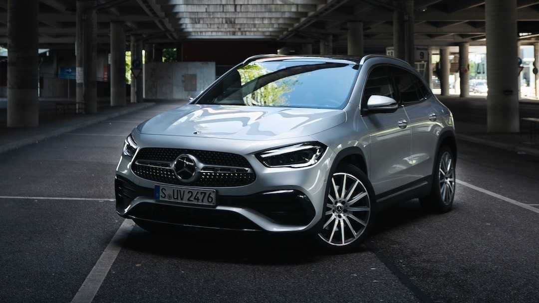 Mercedes-benz gla: так ли экономичен маленький гибридный паркетник?