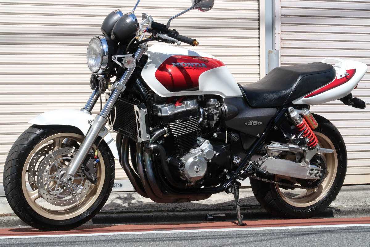 Тест-драйв мотоцикла honda cb1000r neo sports cafe 2020. честный отзыв на новый honda cb 1000 r - alex nab