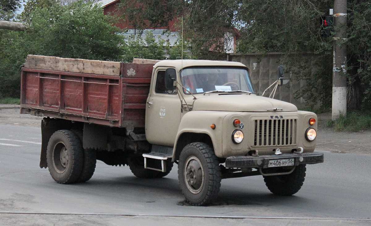 Грузовик 56. ГАЗ-53-02. ГАЗ-56 грузовой автомобиль. Машина ГАЗ 56. ГАЗ-56 малотоннажный грузовой автомобиль.